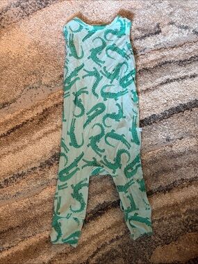 Posh Peanut Mint Green Alligator Print Romper, milk berry, magnetic me
